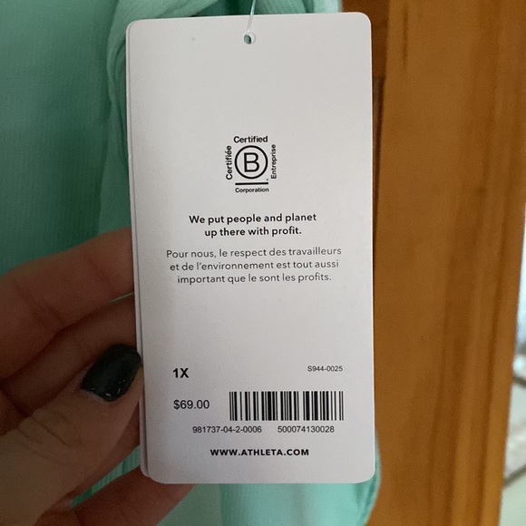 🆕 Athleta Uptempo Ribbed Long Sleeve Mint Green Henley, 1X - Picture 5 of 7